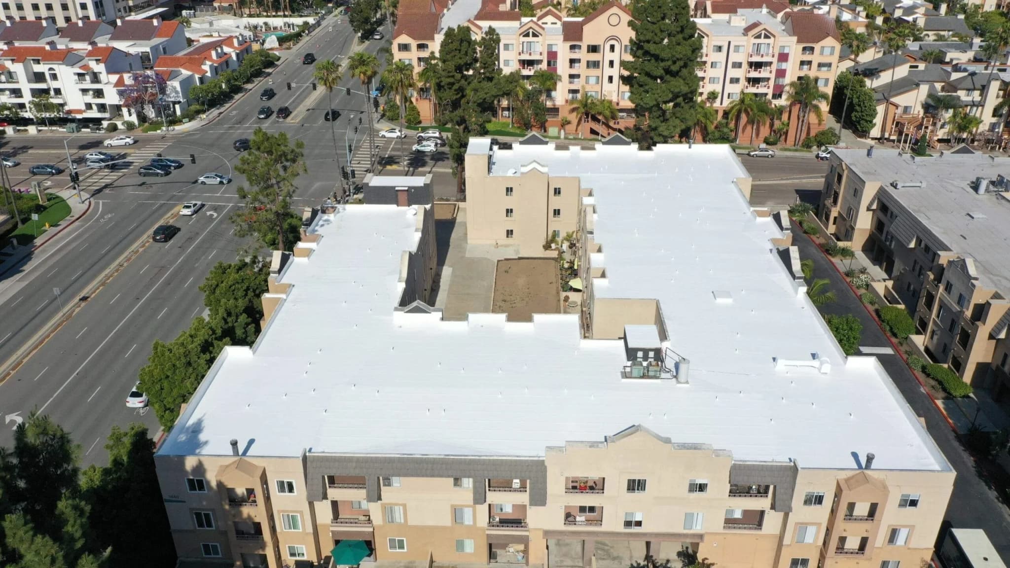 San Diego roofing contractors at work